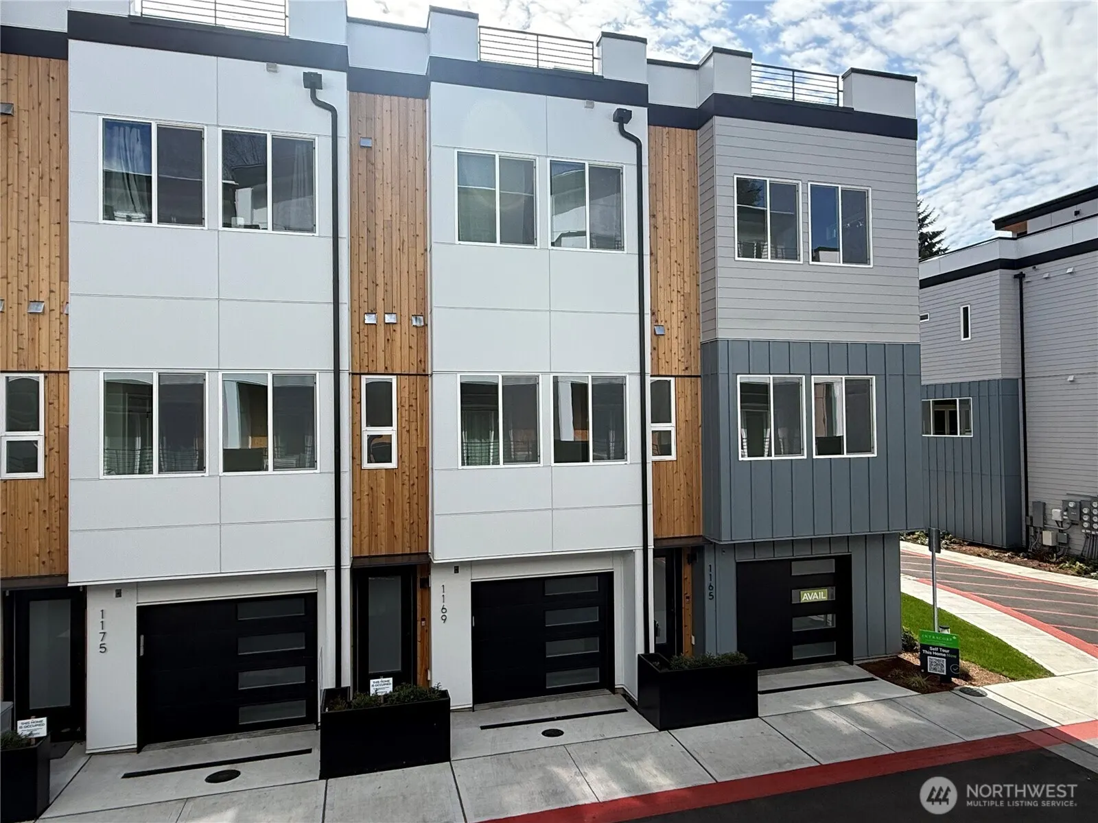 1129 129th Court NE, Bellevue, WA 98005