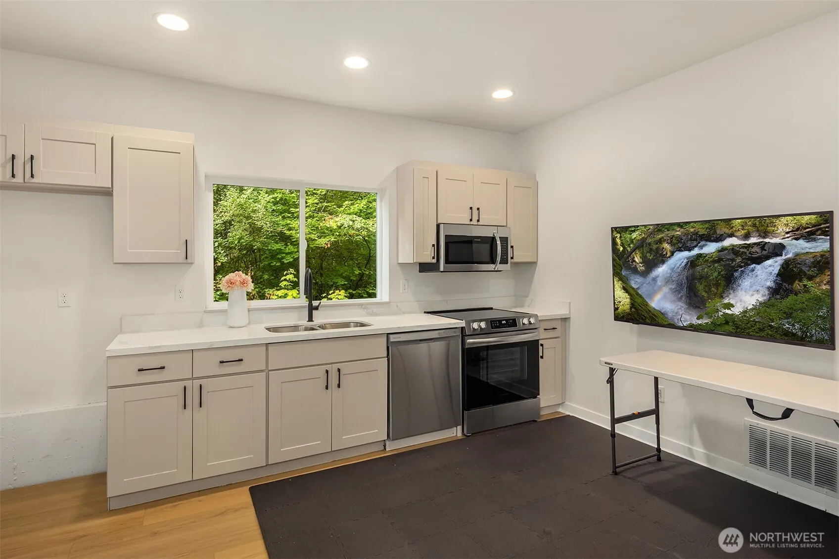 18619 NE Woodinville-Duvall Road , Woodinville, WA 98072