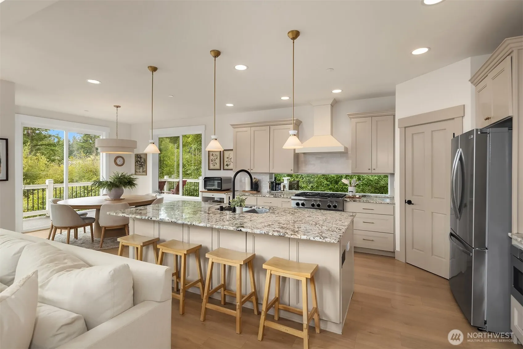 18619 NE Woodinville-Duvall Road , Woodinville, WA 98072