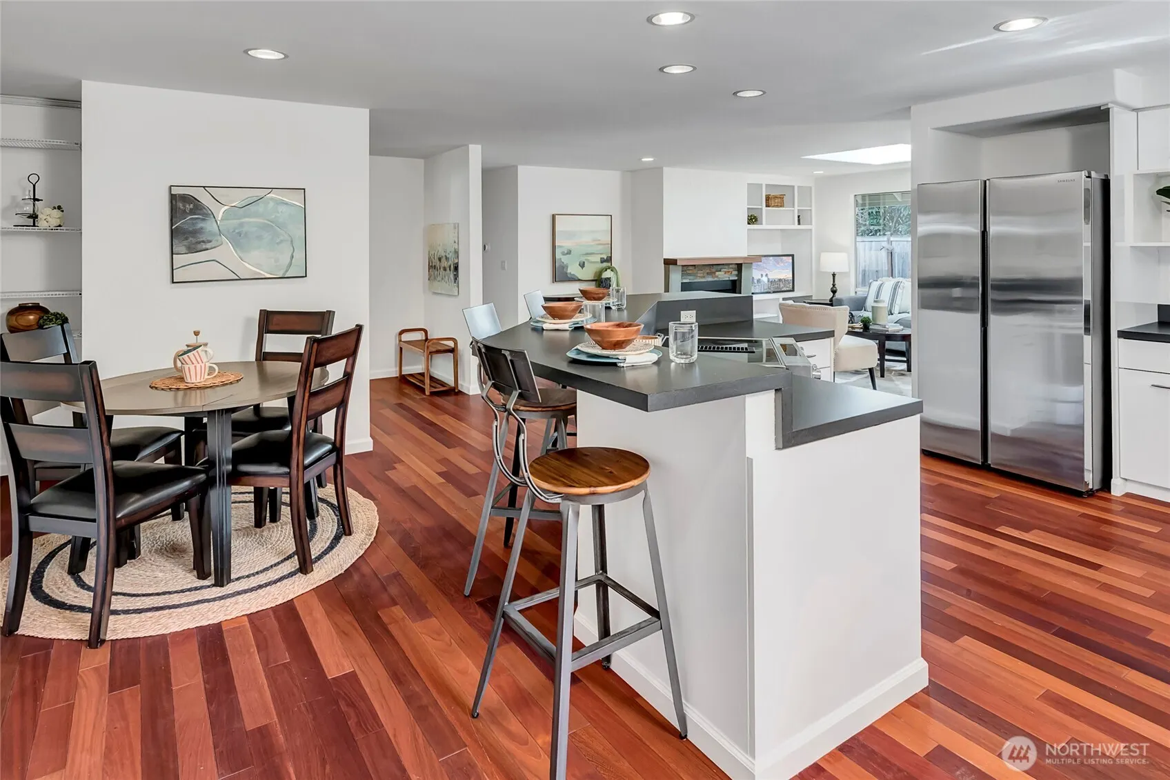 6216 108th Place NE, Kirkland, WA 98033