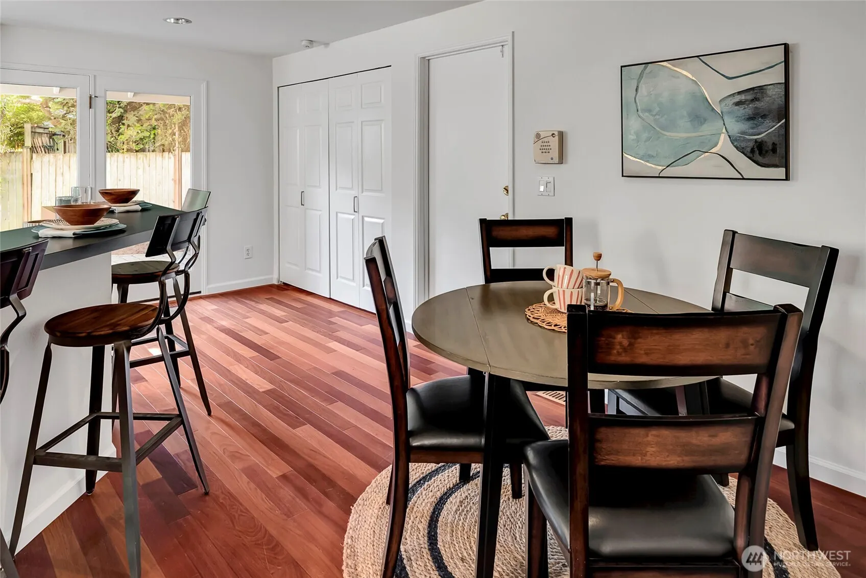 6216 108th Place NE, Kirkland, WA 98033