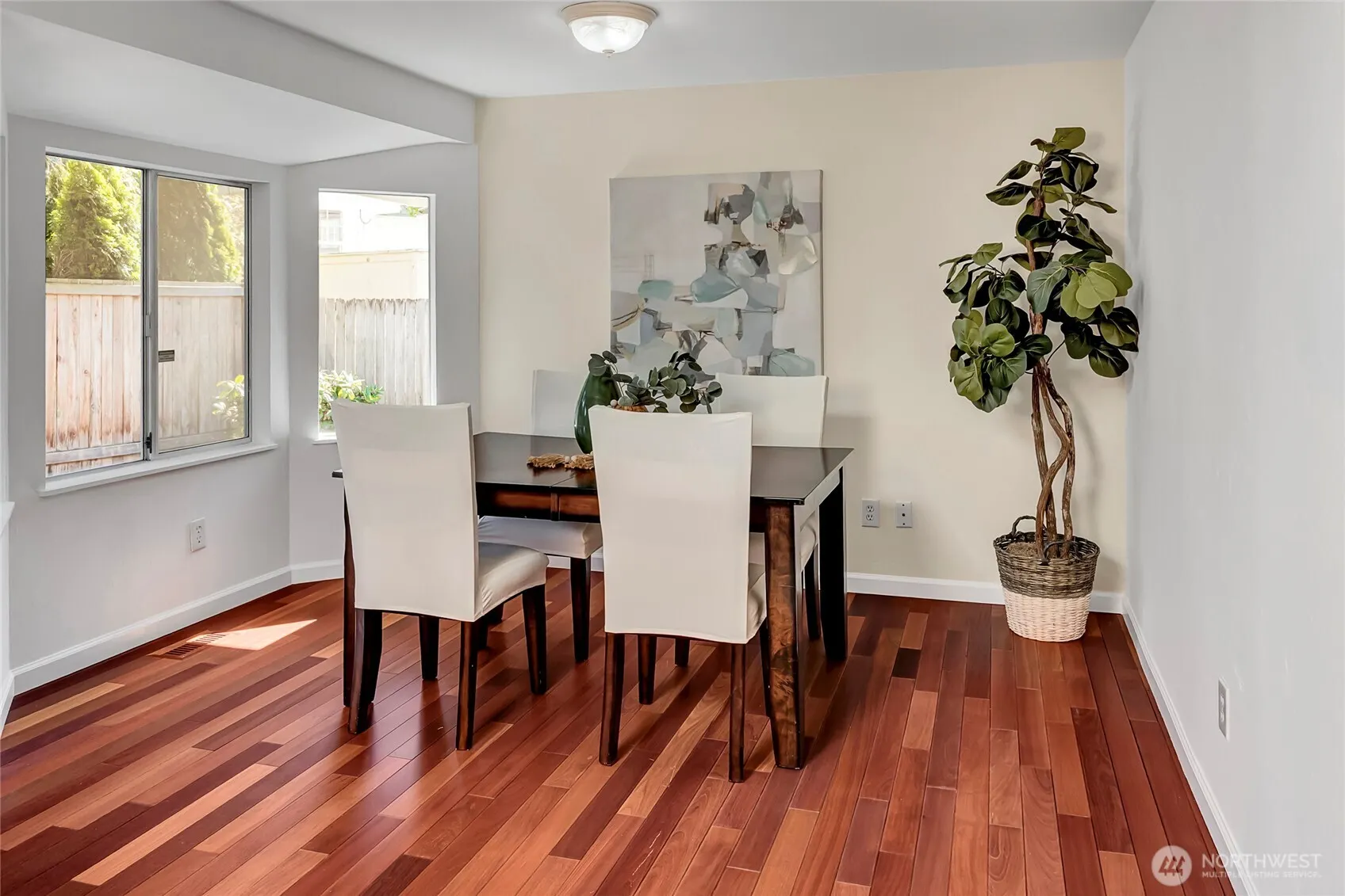 6216 108th Place NE, Kirkland, WA 98033