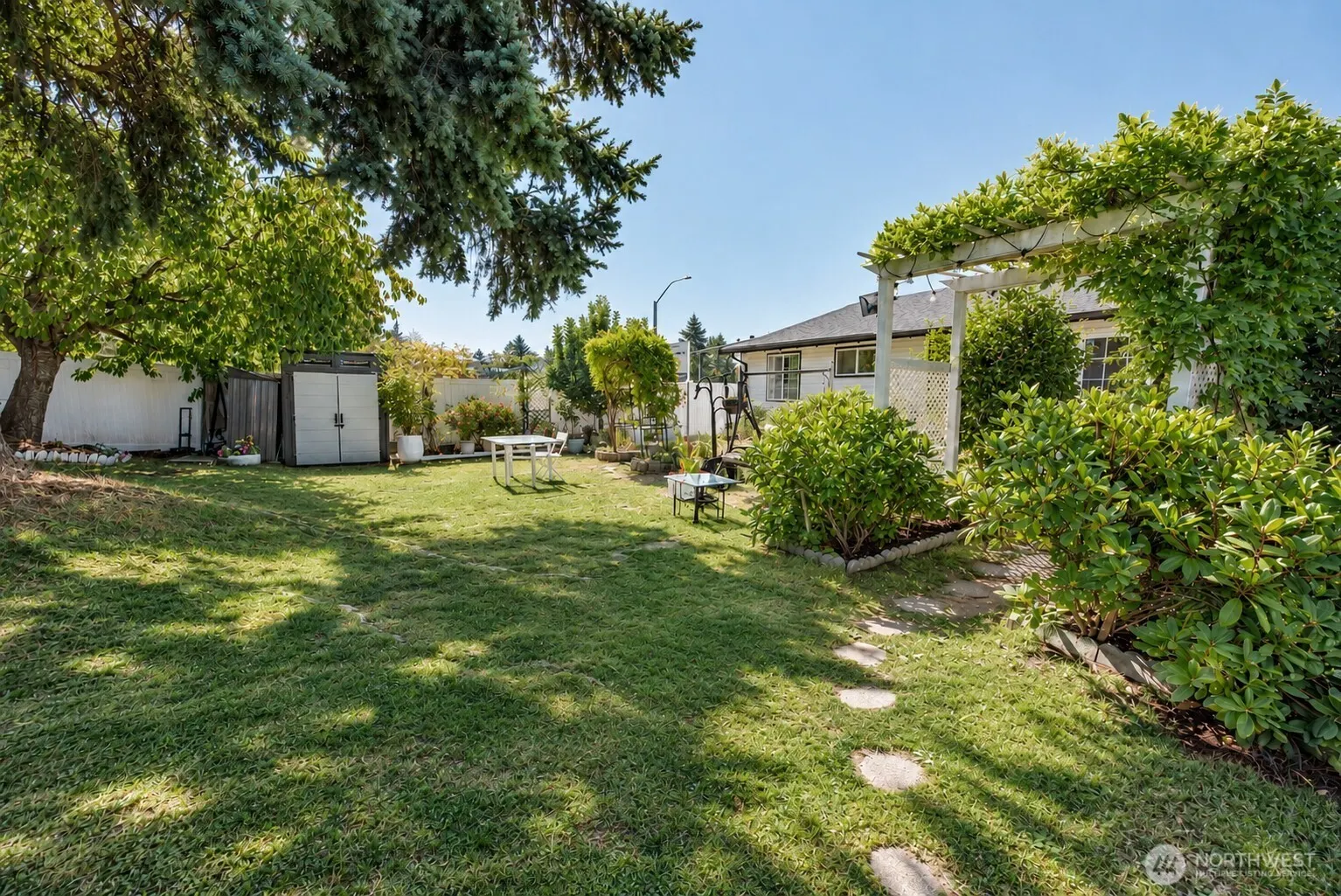 25438 116th Avenue SE, Kent, WA 98030-6534