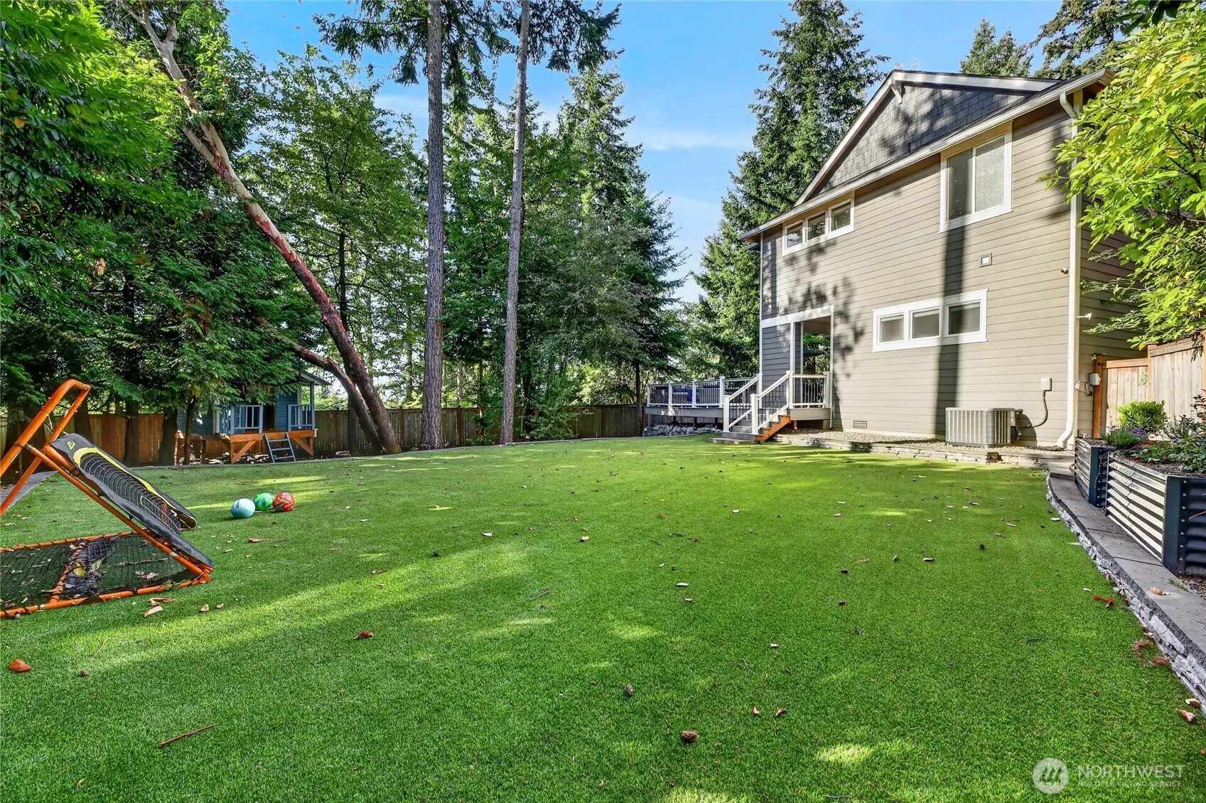 2300 126th Avenue NE, Bellevue, WA 98005-1544