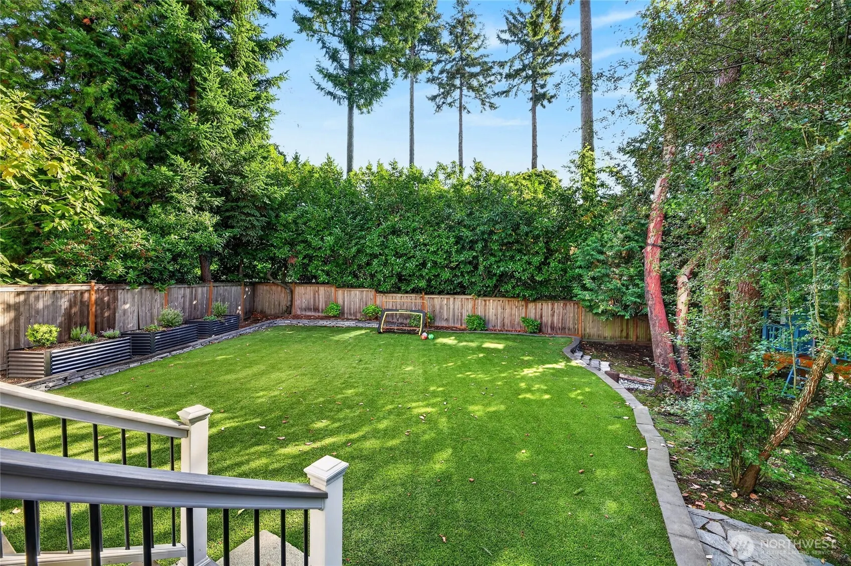 2300 126th Avenue NE, Bellevue, WA 98005-1544
