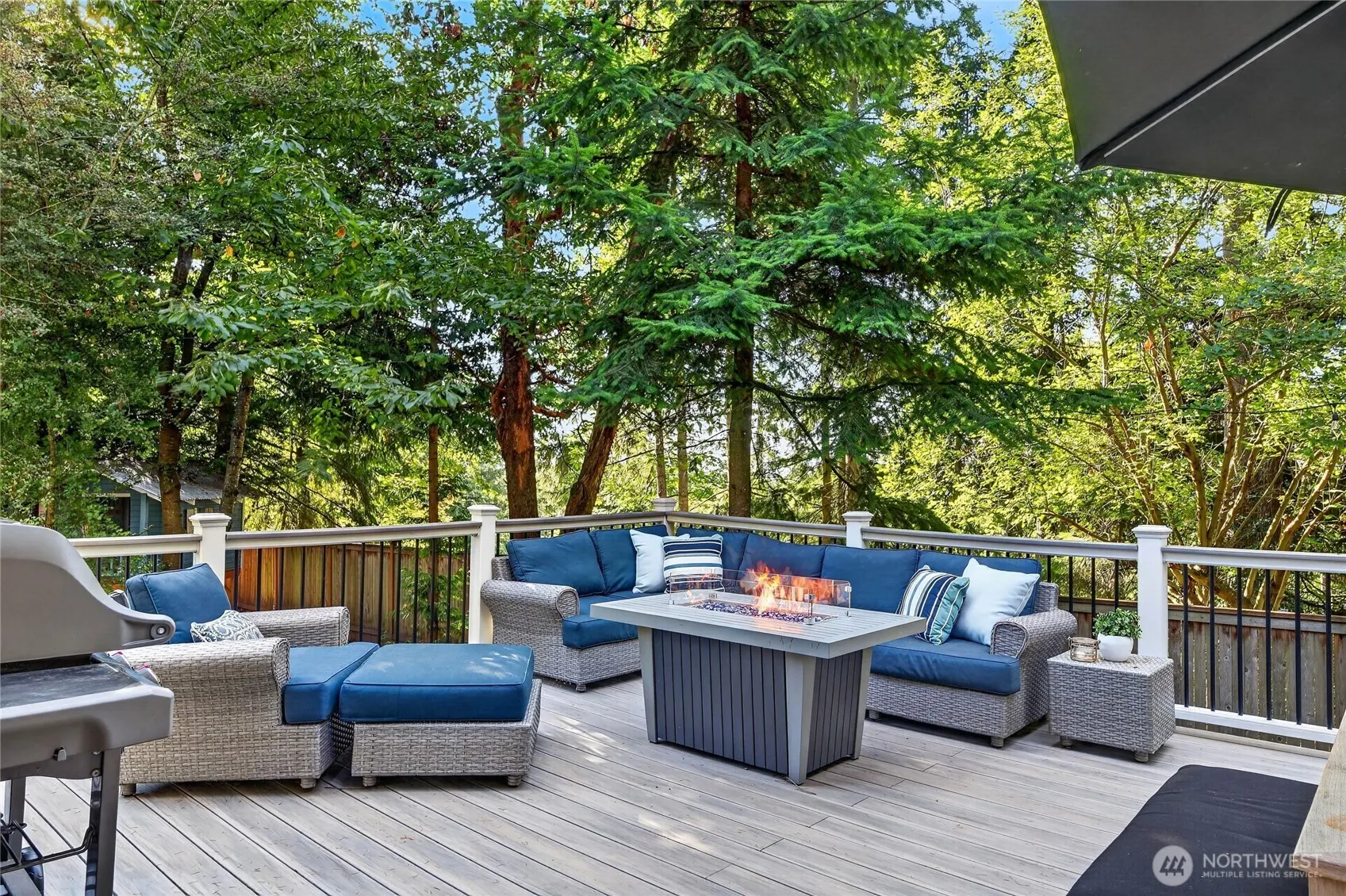 2300 126th Avenue NE, Bellevue, WA 98005-1544