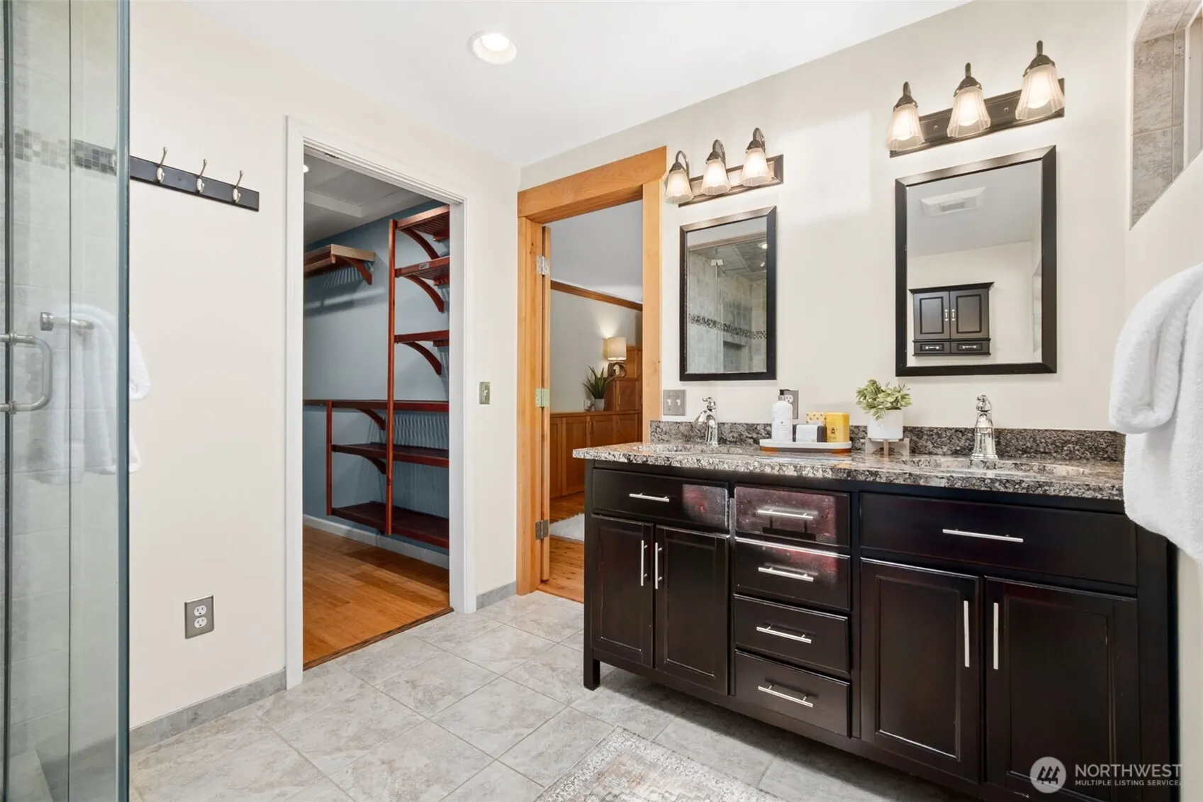 26428 SE 172 Street , Issaquah, WA 98027-6962