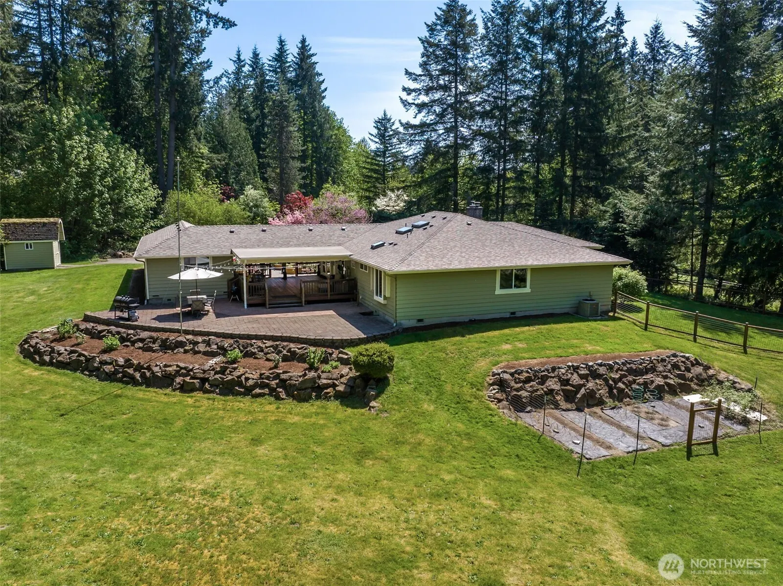 26428 SE 172 Street , Issaquah, WA 98027-6962