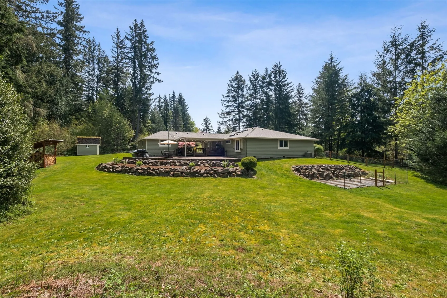 26428 SE 172 Street , Issaquah, WA 98027-6962