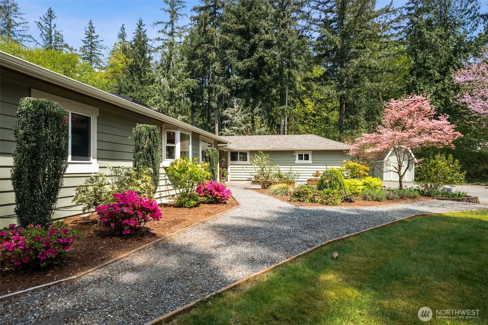 26428 SE 172 Street , Issaquah, WA 98027-6962