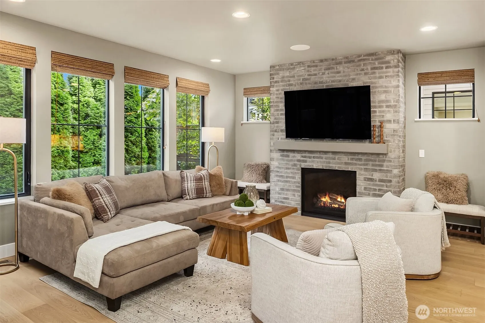 225 3rd Avenue S, Kirkland, WA 98033