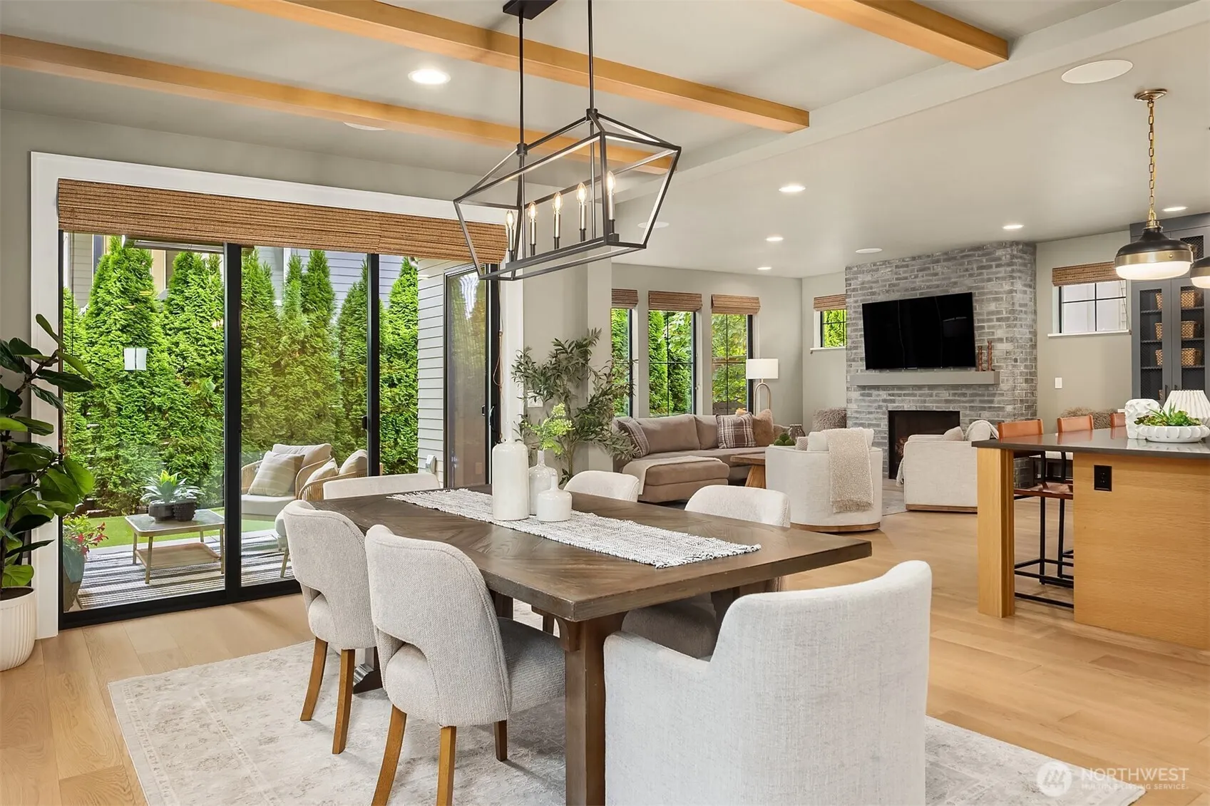 225 3rd Avenue S, Kirkland, WA 98033