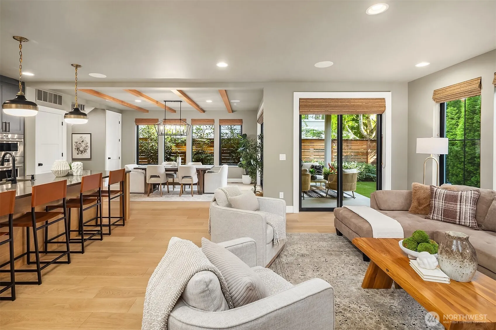 225 3rd Avenue S, Kirkland, WA 98033