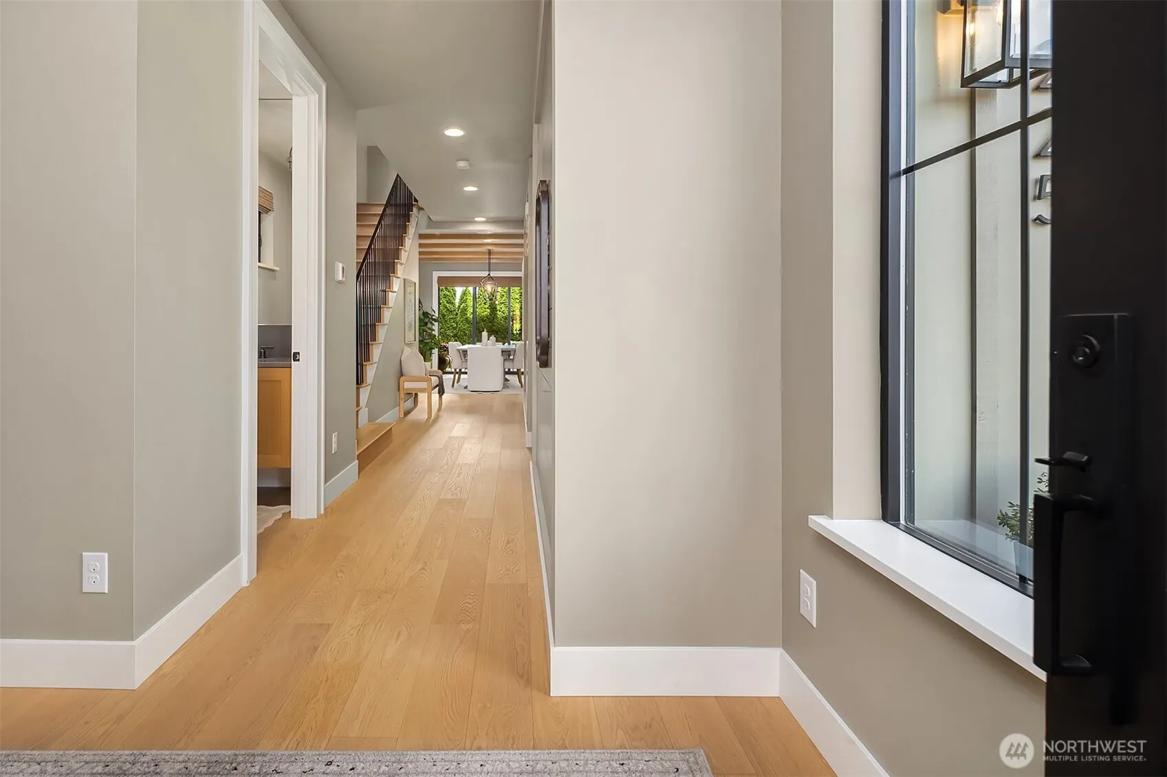 225 3rd Avenue S, Kirkland, WA 98033
