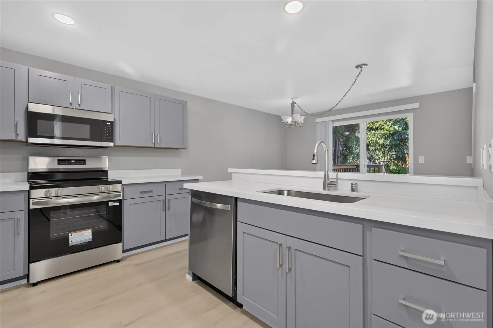 14430 40th Avenue W, Lynnwood, WA 98087
