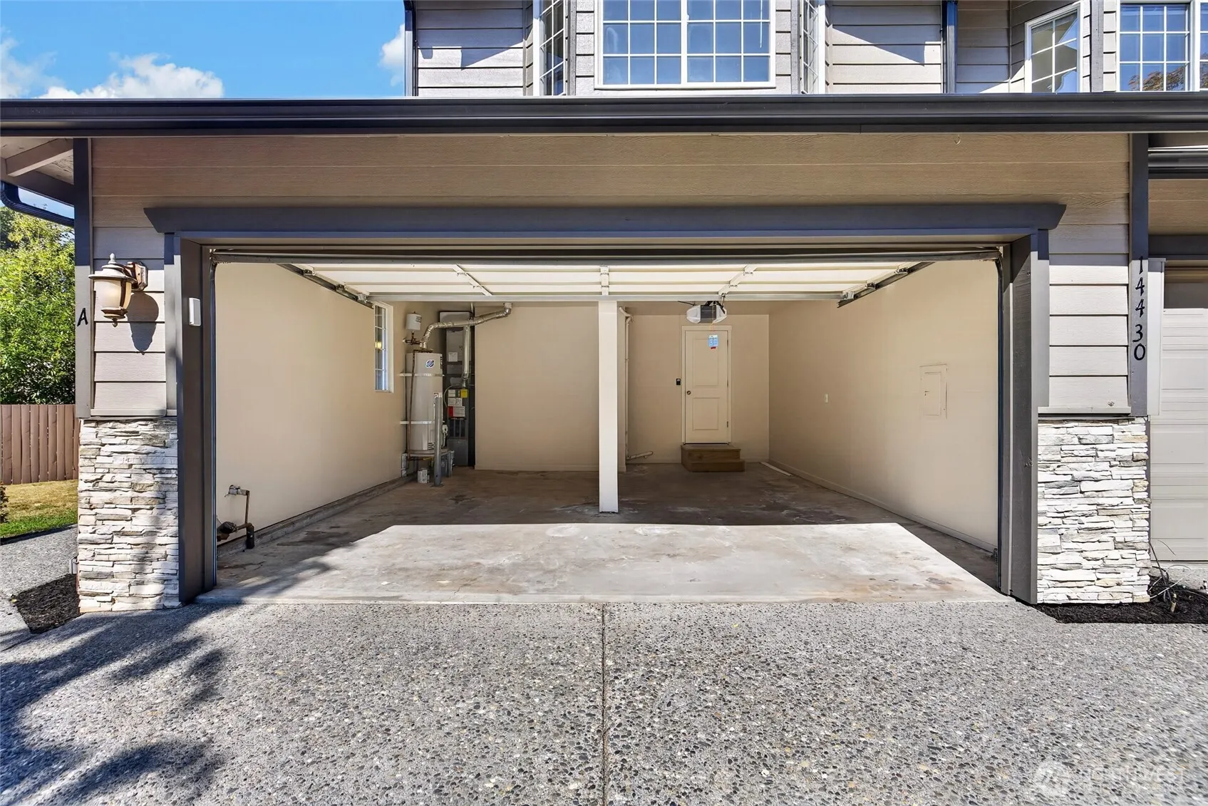 14430 40th Avenue W, Lynnwood, WA 98087