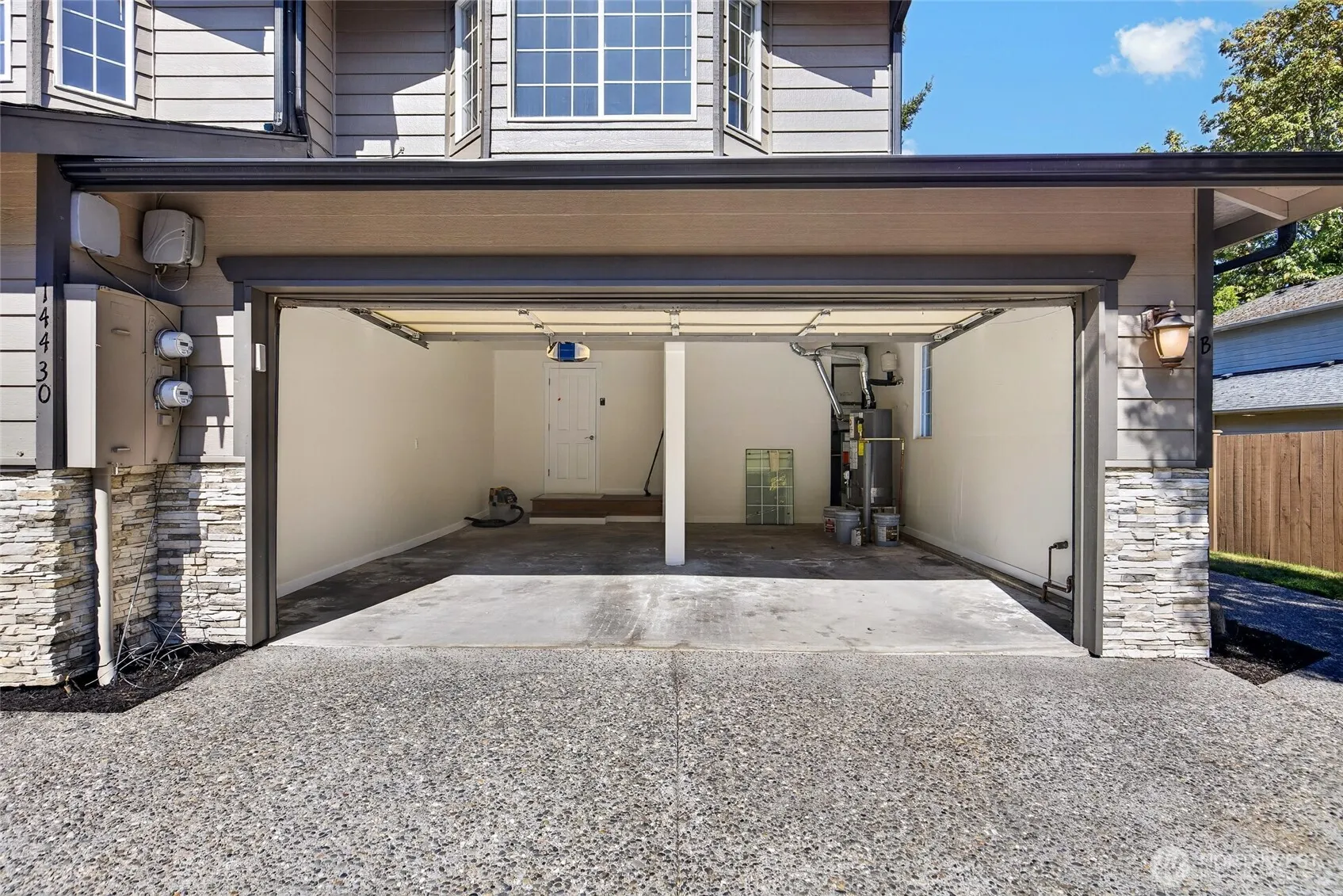 14430 40th Avenue W, Lynnwood, WA 98087