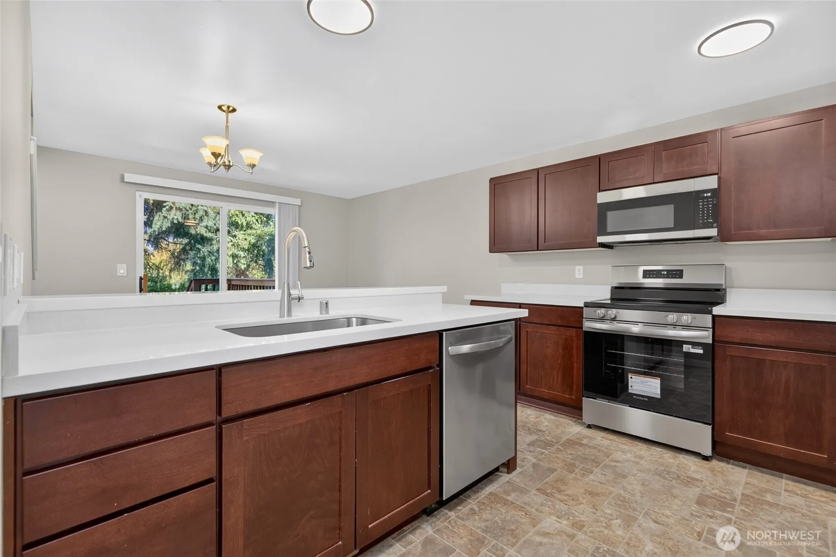14430 40th Avenue W, Lynnwood, WA 98087