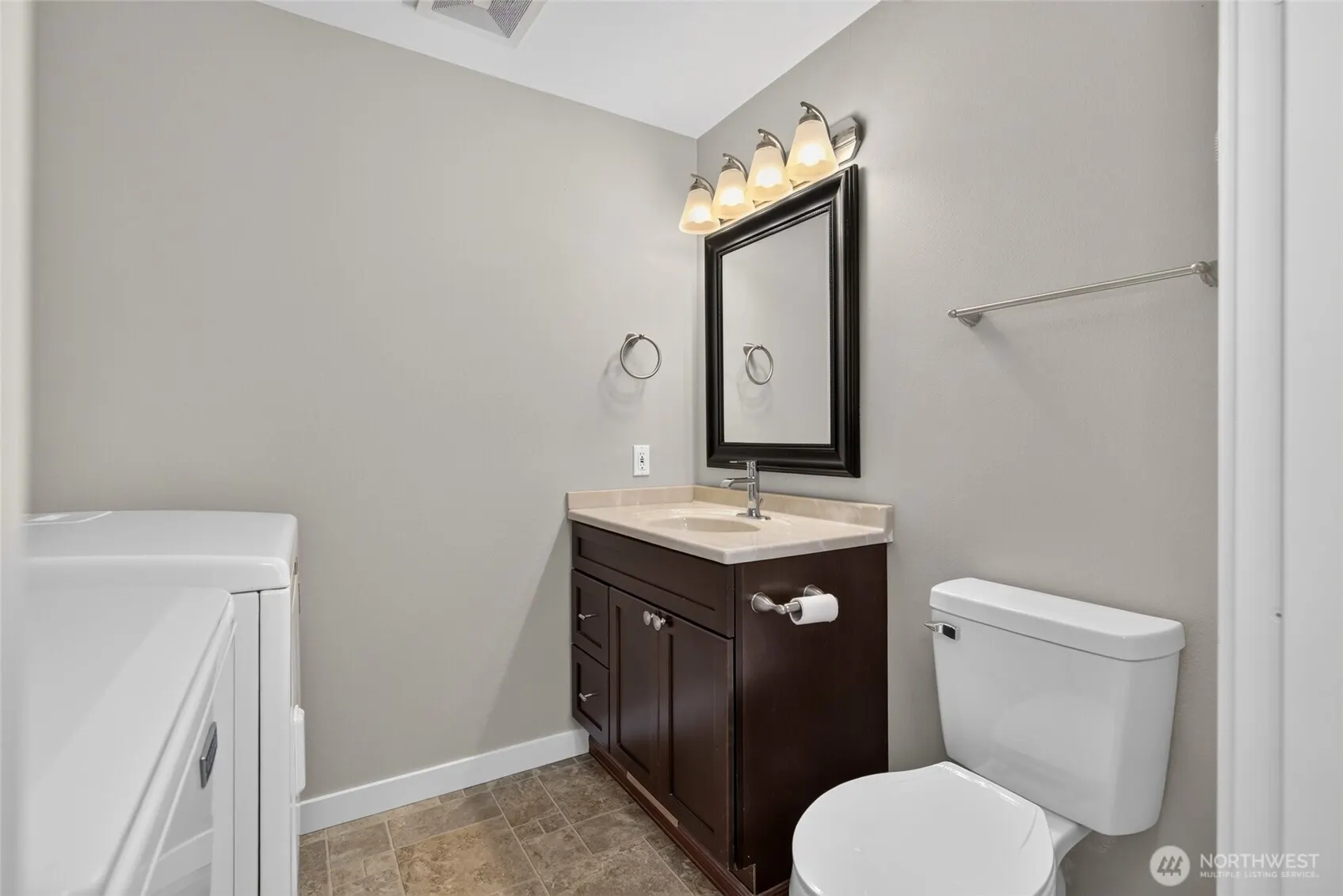 14430 40th Avenue W, Lynnwood, WA 98087
