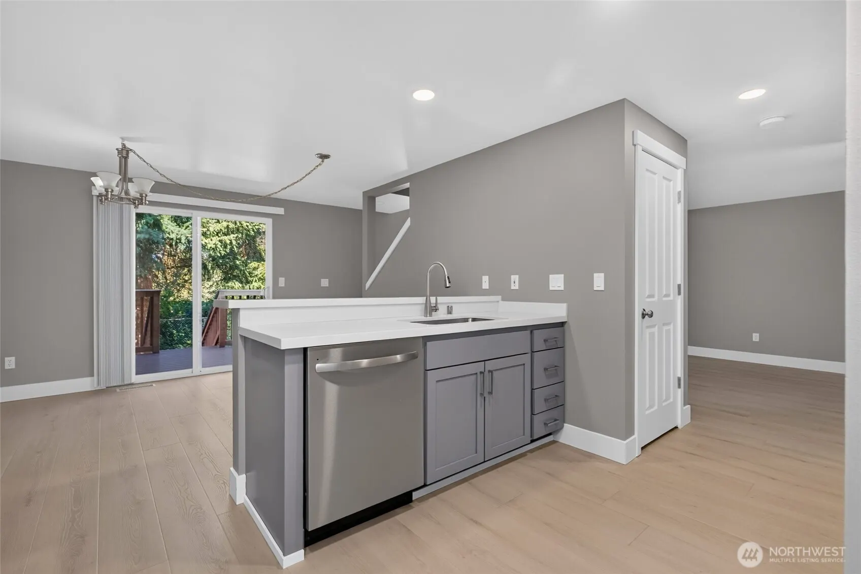 14430 40th Avenue W, Lynnwood, WA 98087