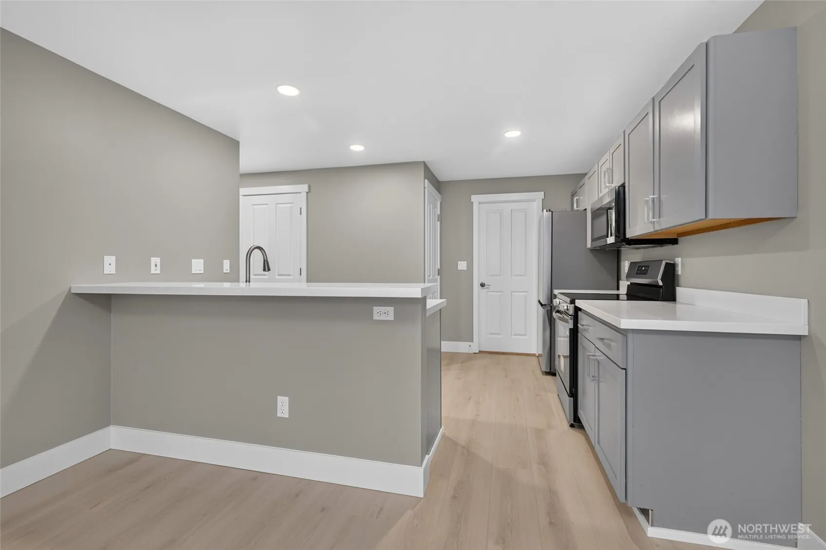14430 40th Avenue W, Lynnwood, WA 98087