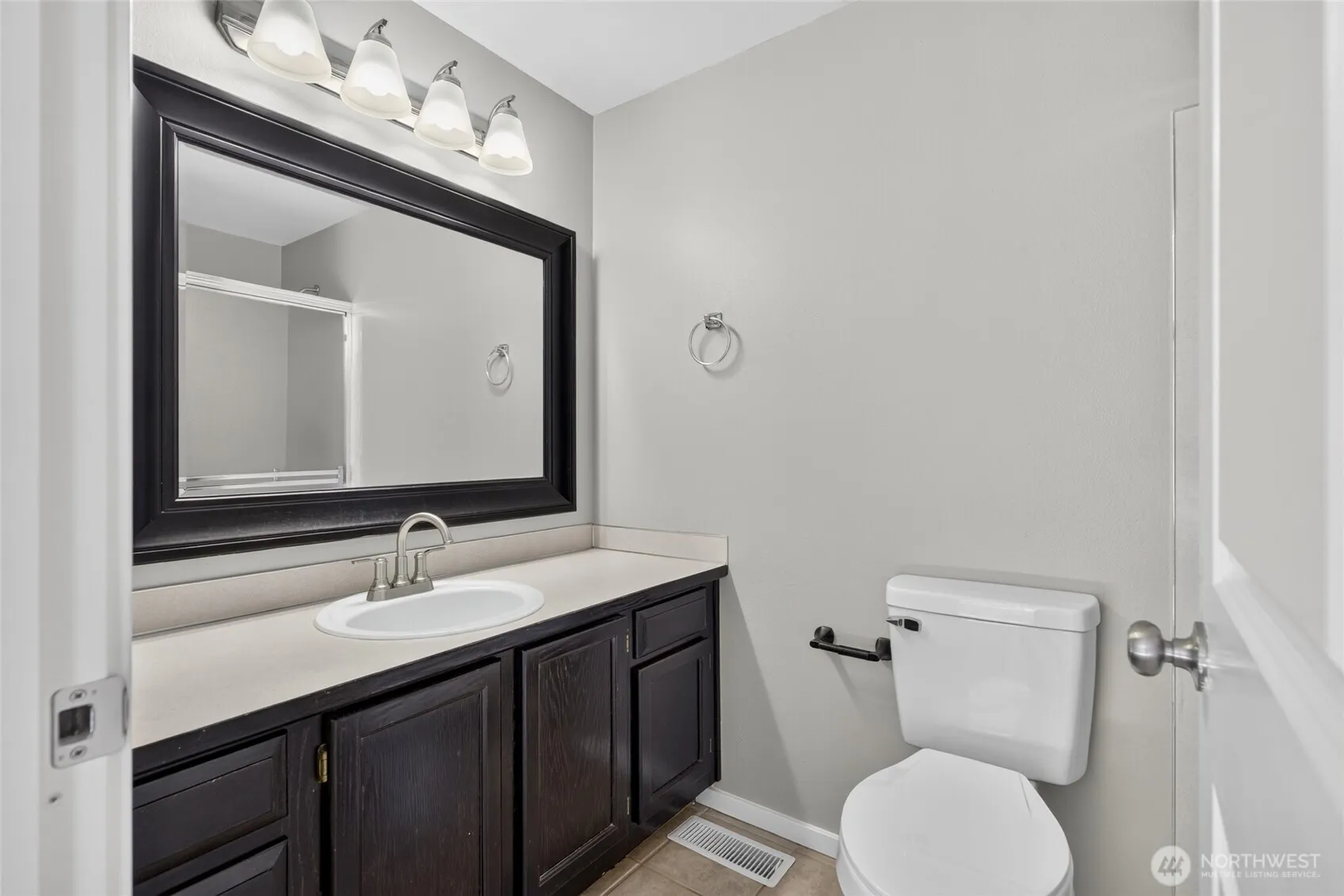 14430 40th Avenue W, Lynnwood, WA 98087