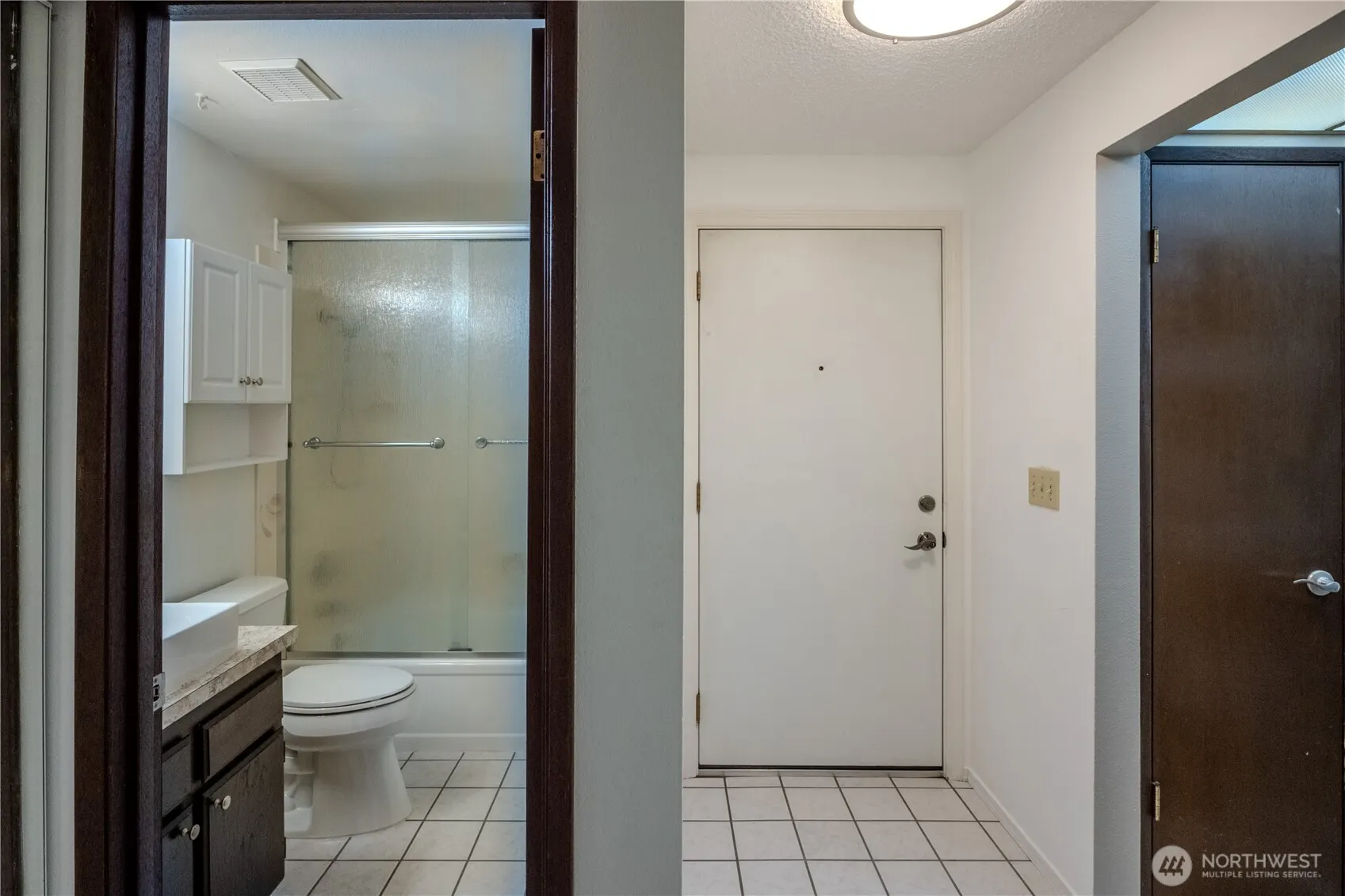 9904 NE 124th Street #1005, Kirkland, WA 98034