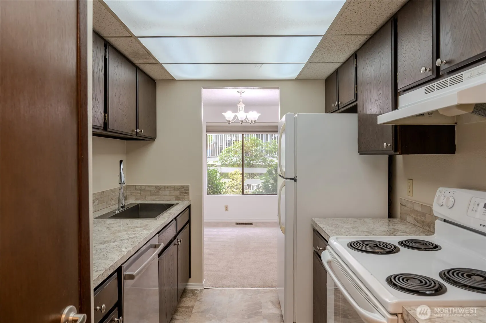 9904 NE 124th Street #1005, Kirkland, WA 98034