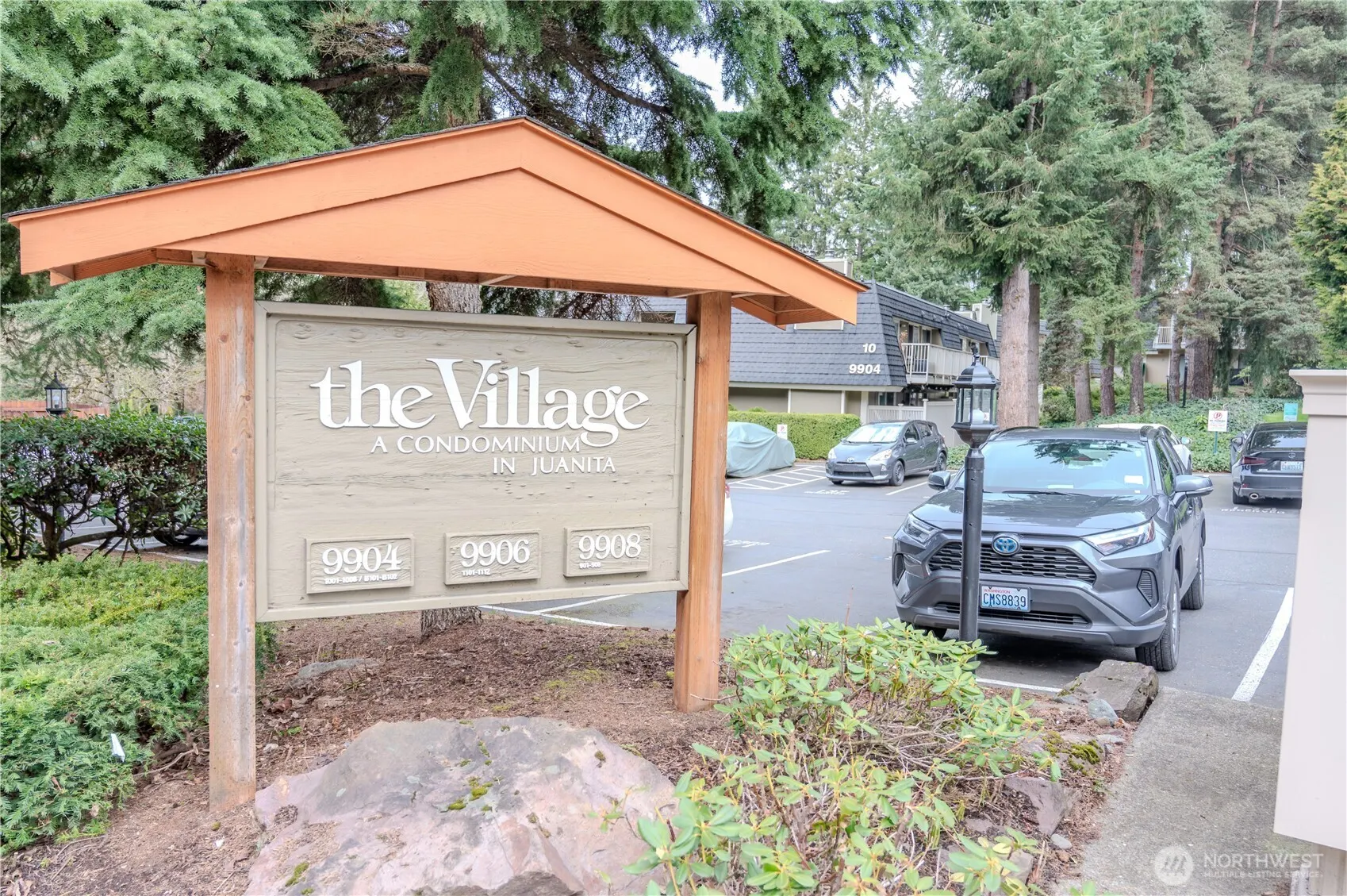 9904 NE 124th Street #1005, Kirkland, WA 98034