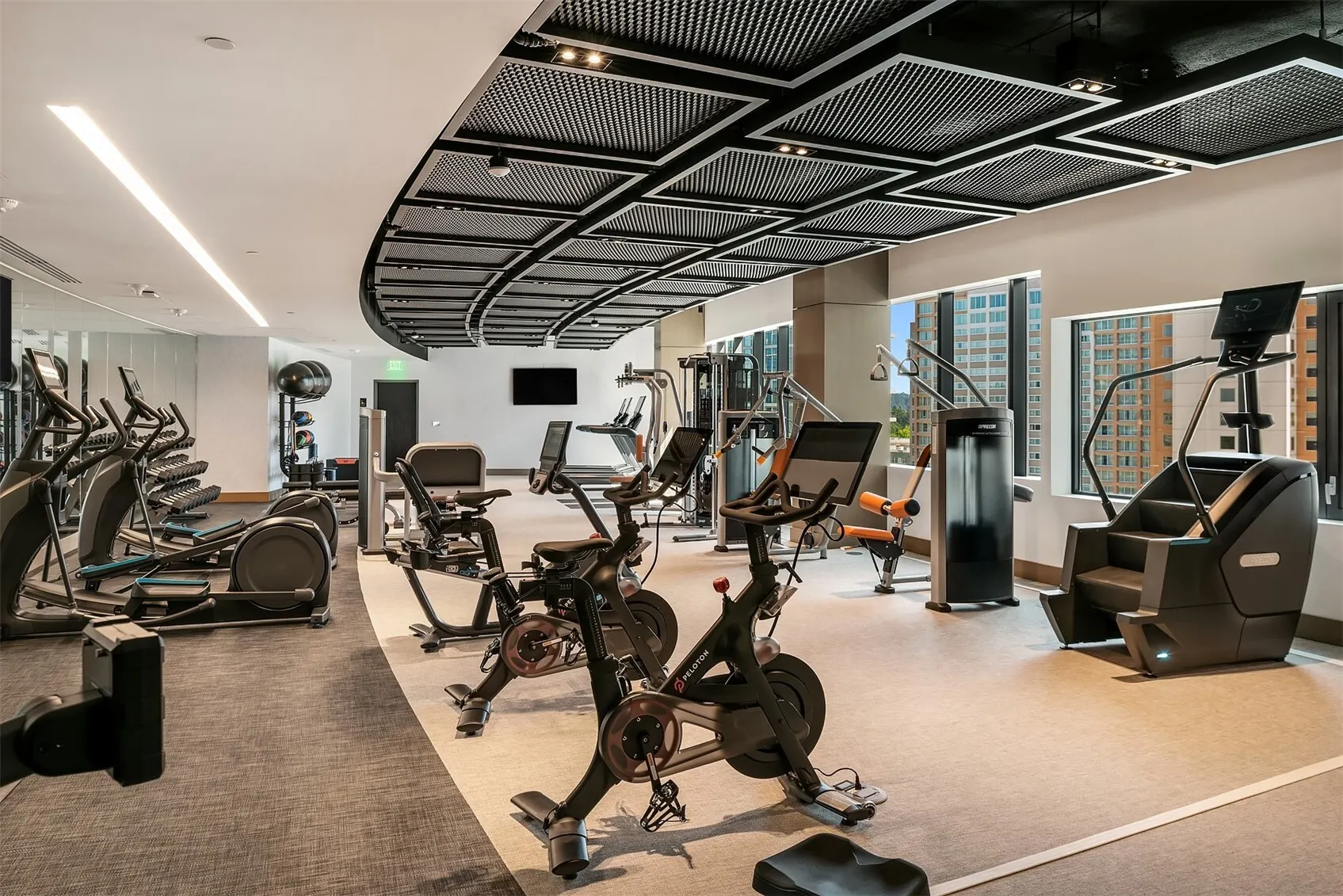 838 Avenue Square NE #2202, Bellevue, WA 98004