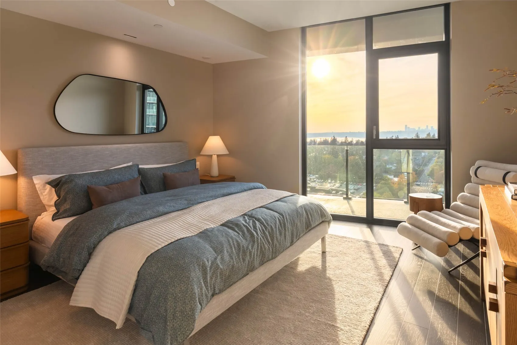 838 Avenue Square NE #2202, Bellevue, WA 98004