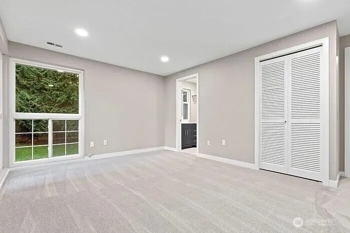 3610 130th Avenue NE, Bellevue, WA 98005
