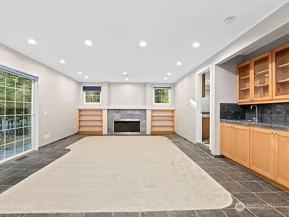 3610 130th Avenue NE, Bellevue, WA 98005