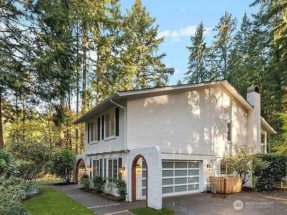 3610 130th Avenue NE, Bellevue, WA 98005