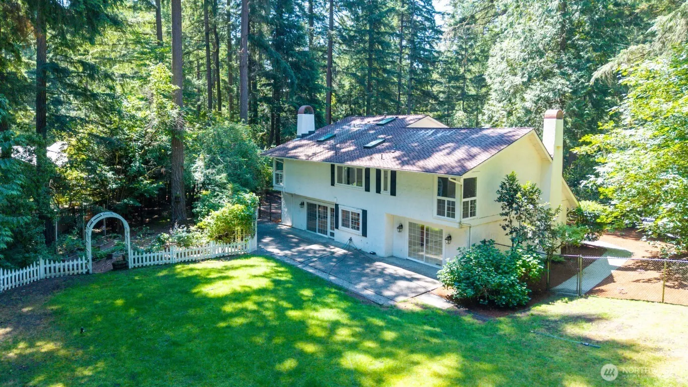 3610 130th Avenue NE, Bellevue, WA 98005