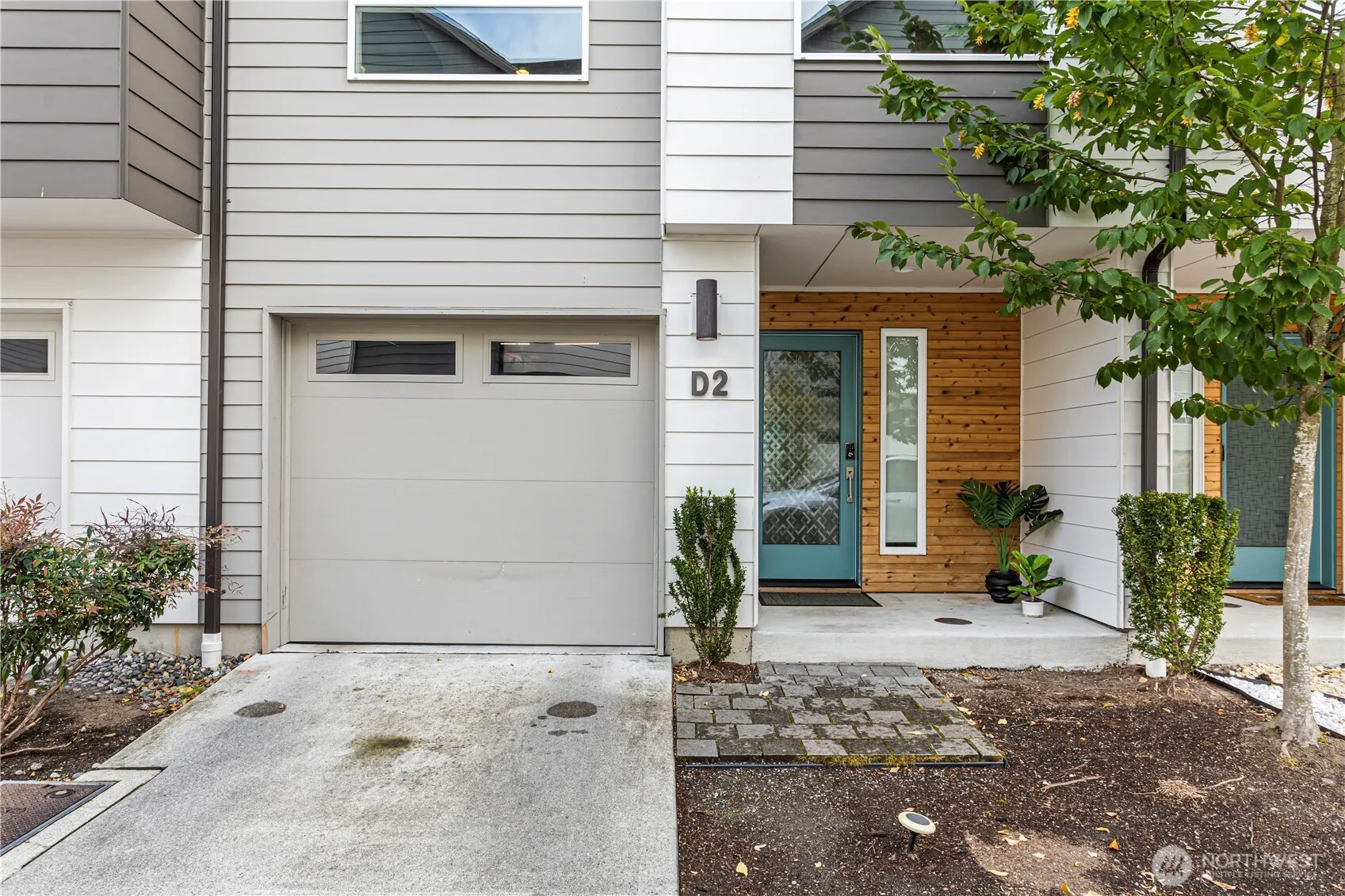13706 Manor Way #D2, Lynnwood, WA 98087