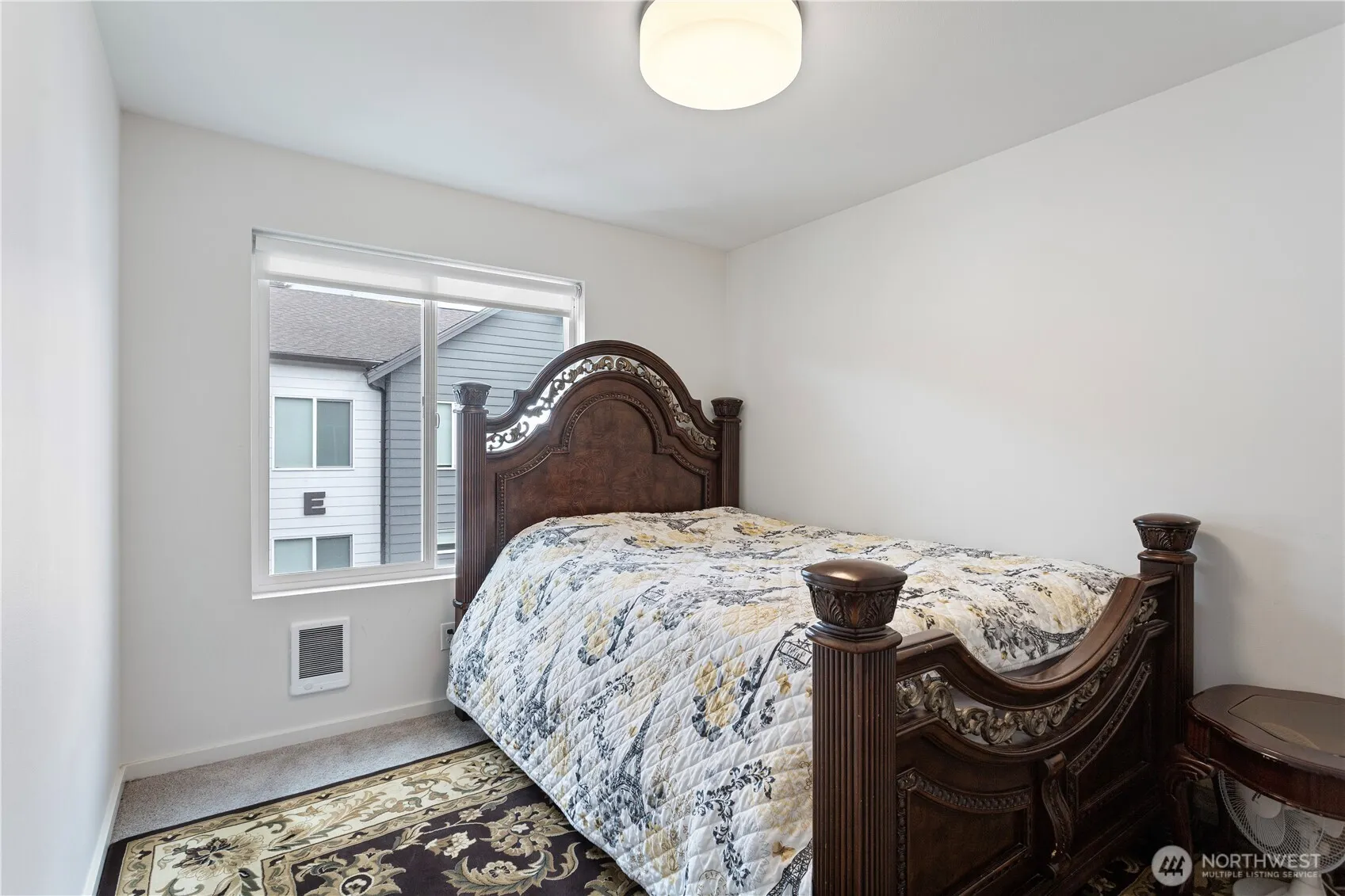 13706 Manor Way #D2, Lynnwood, WA 98087