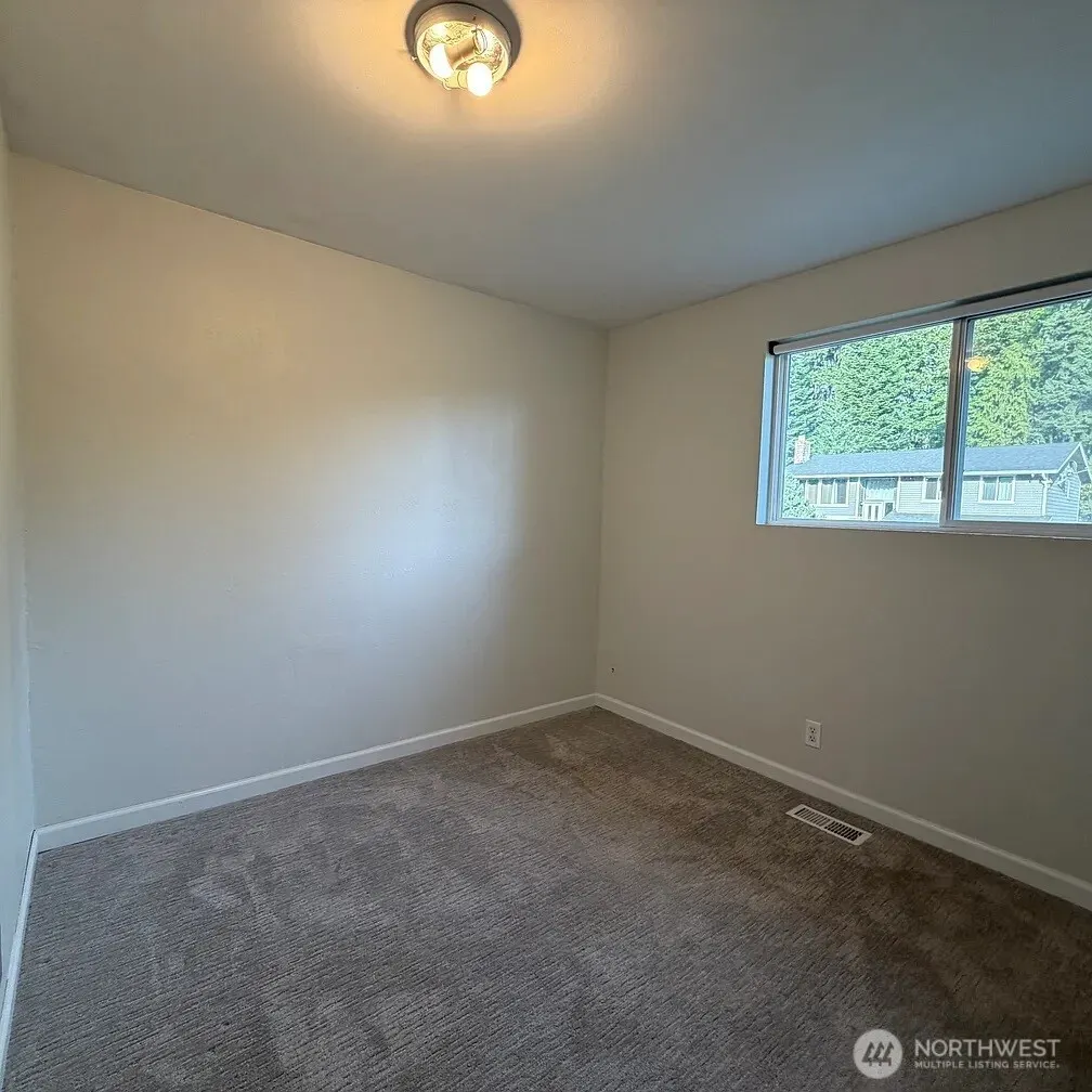 14003 125th Place NE, Kirkland, WA 98034