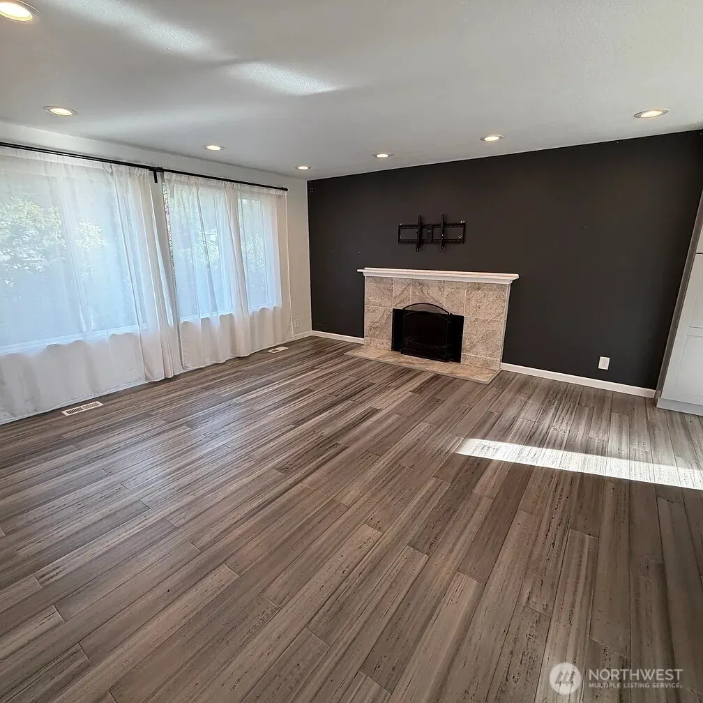 14003 125th Place NE, Kirkland, WA 98034