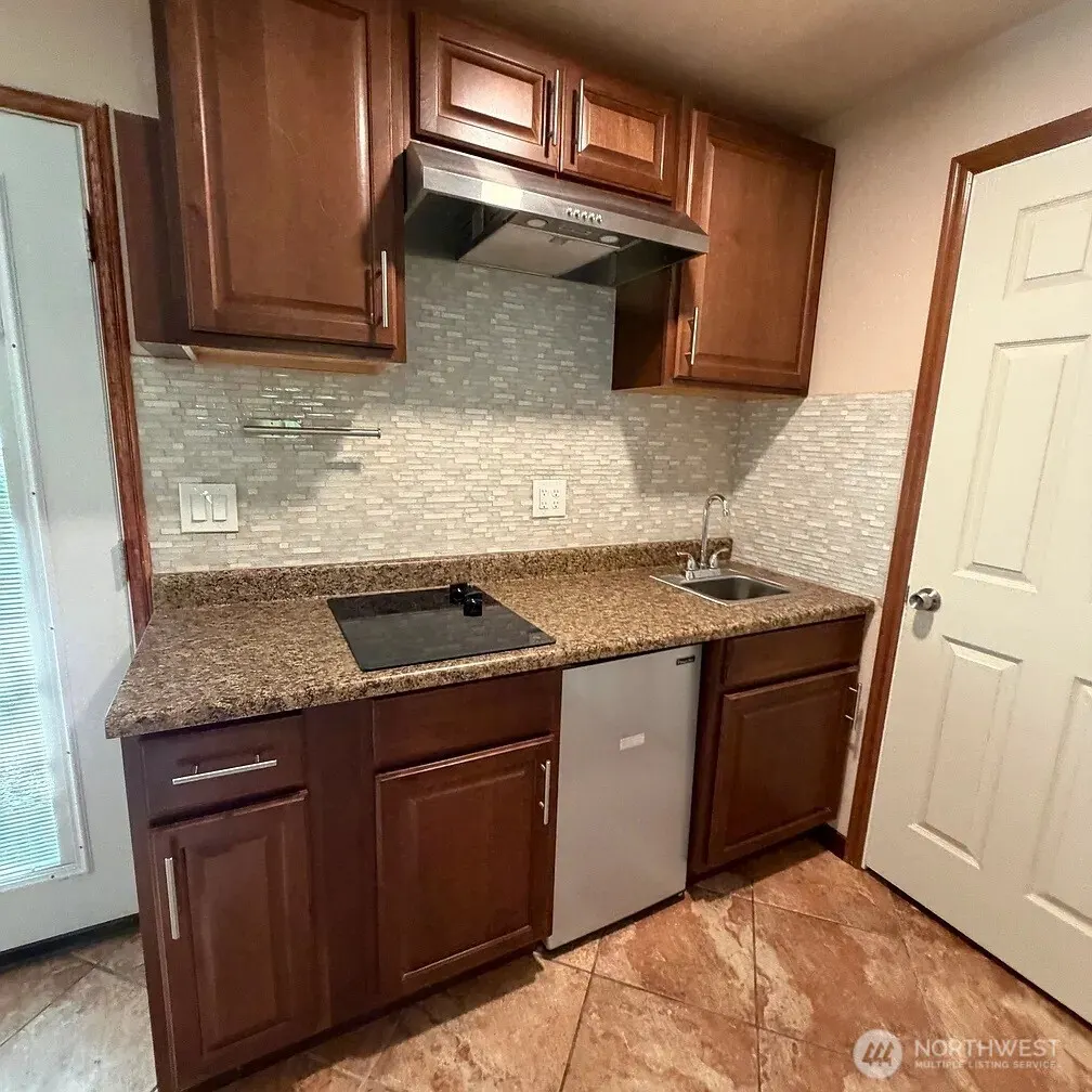 14003 125th Place NE, Kirkland, WA 98034