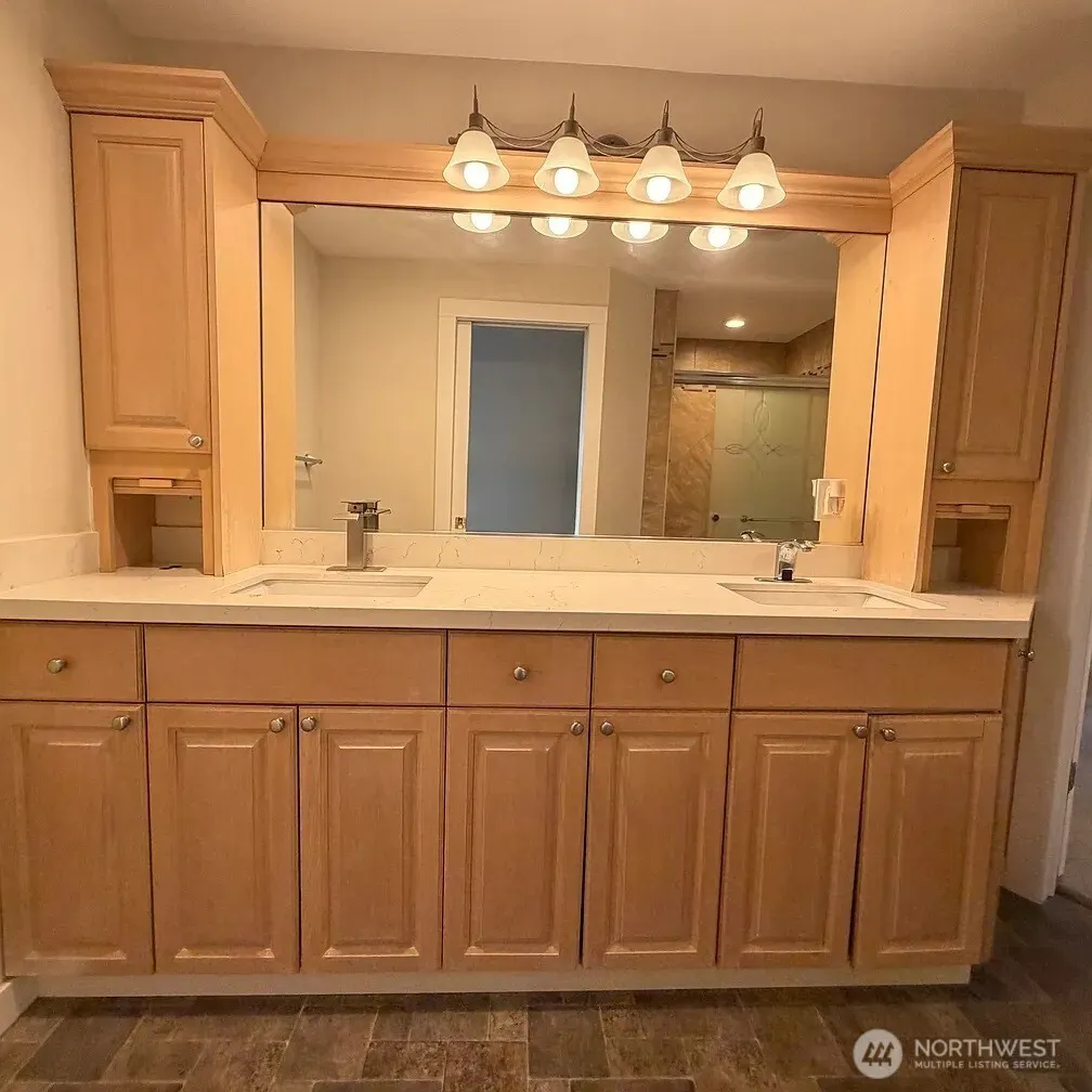 14003 125th Place NE, Kirkland, WA 98034