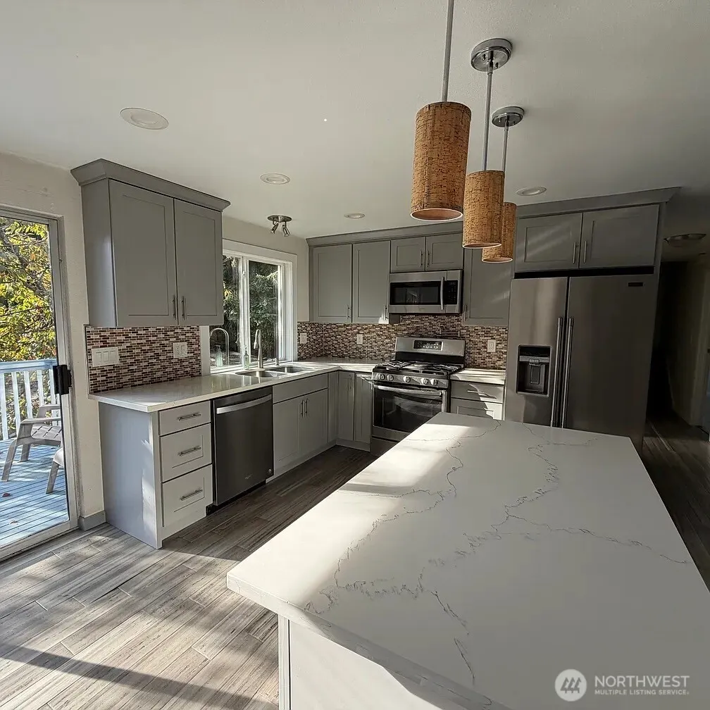14003 125th Place NE, Kirkland, WA 98034