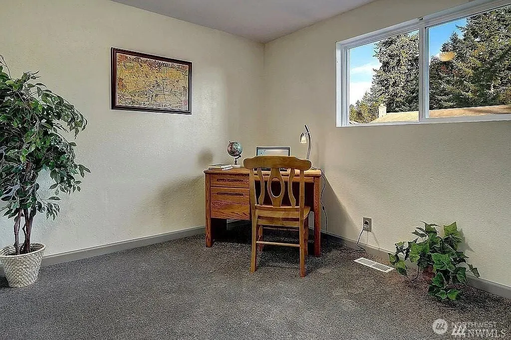 14003 125th Place NE, Kirkland, WA 98034