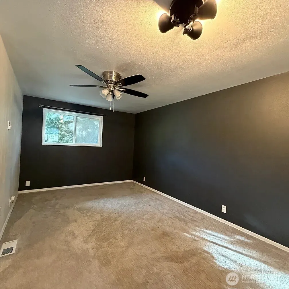 14003 125th Place NE, Kirkland, WA 98034