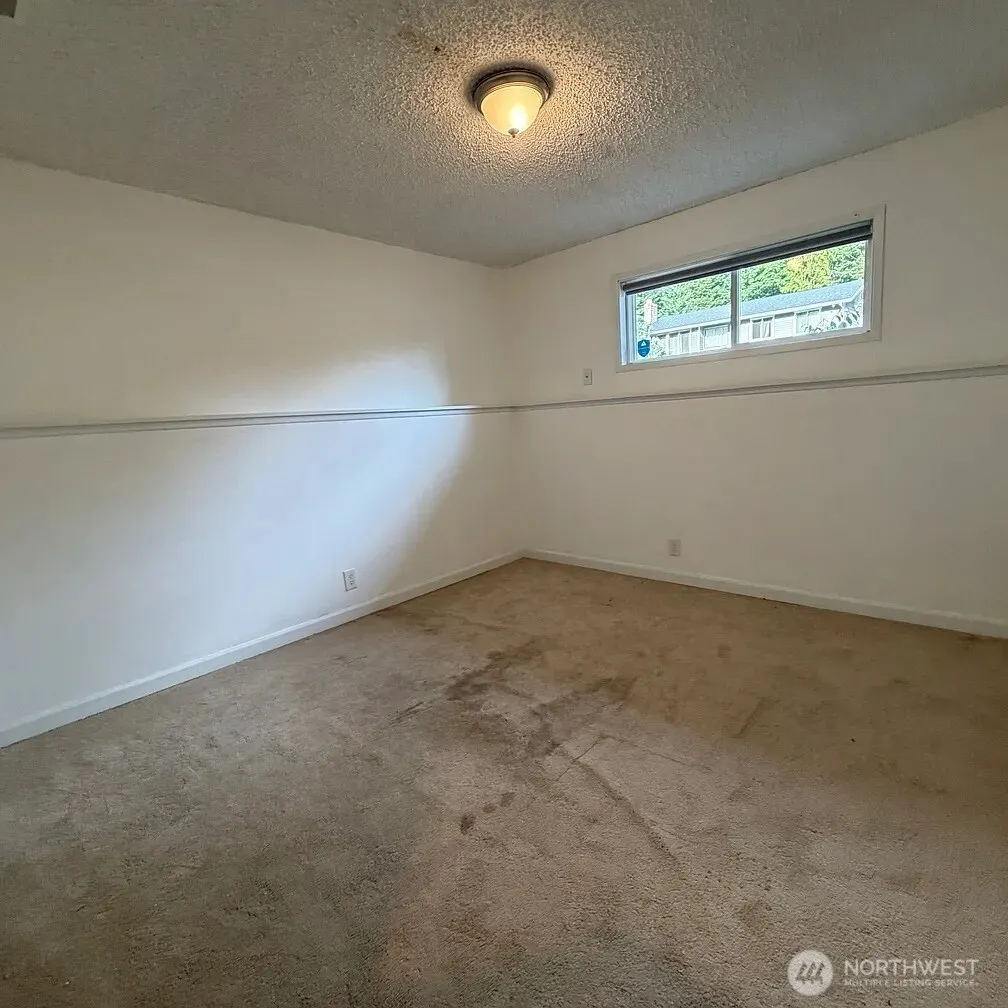 14003 125th Place NE, Kirkland, WA 98034