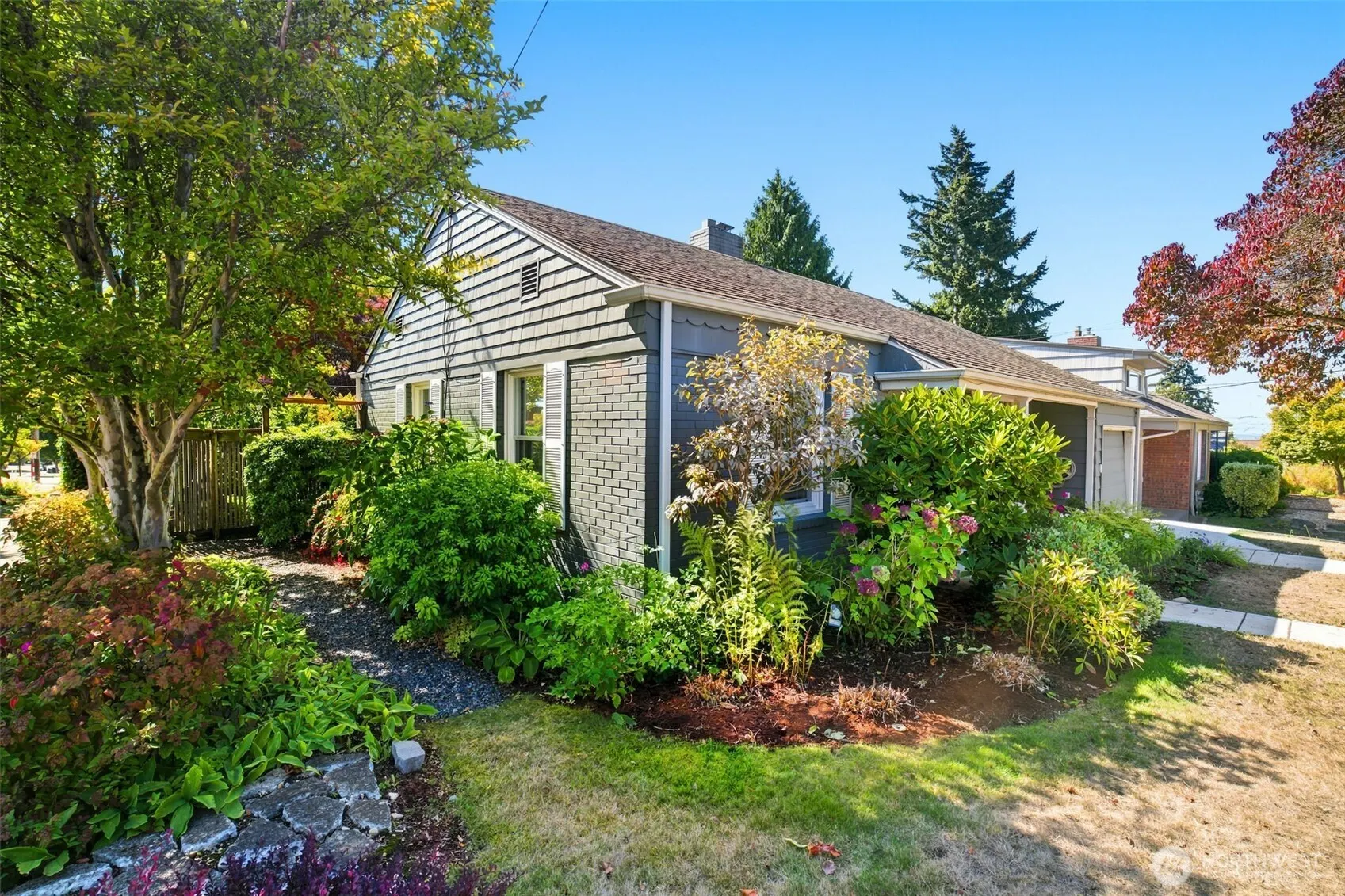 3903 SW Rose Street , Seattle, WA 98136