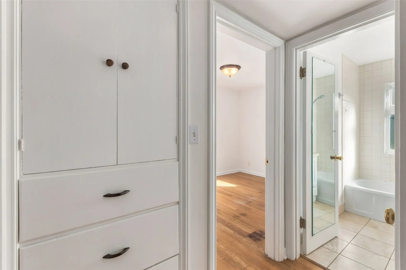 3903 SW Rose Street , Seattle, WA 98136