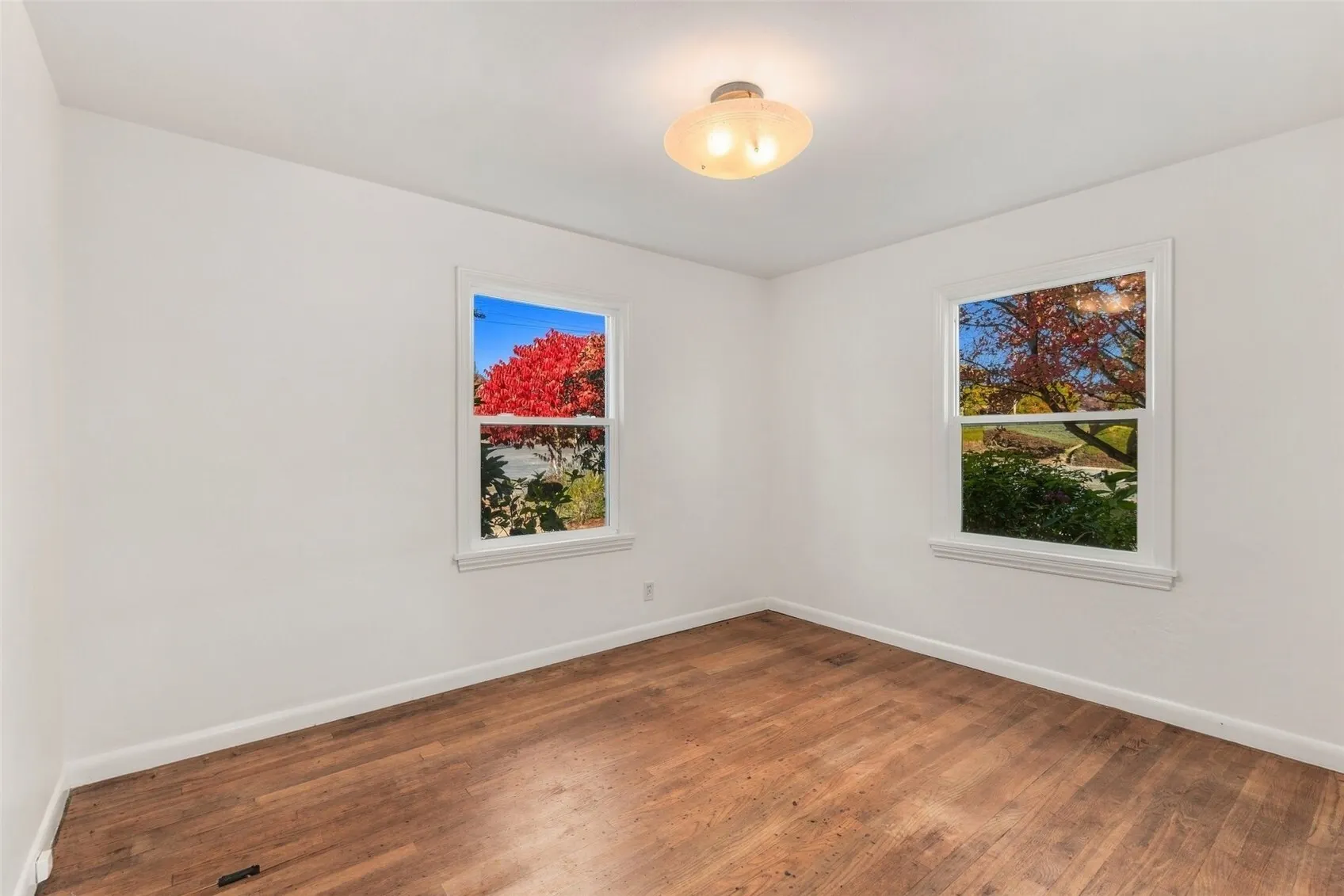 3903 SW Rose Street , Seattle, WA 98136