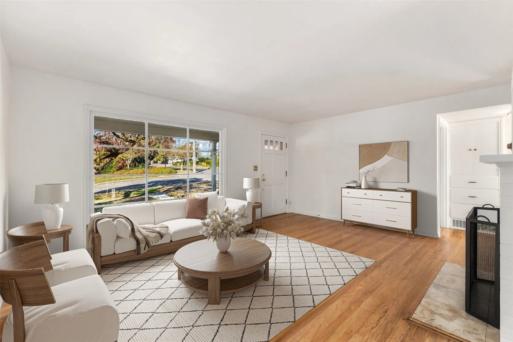 3903 SW Rose Street , Seattle, WA 98136