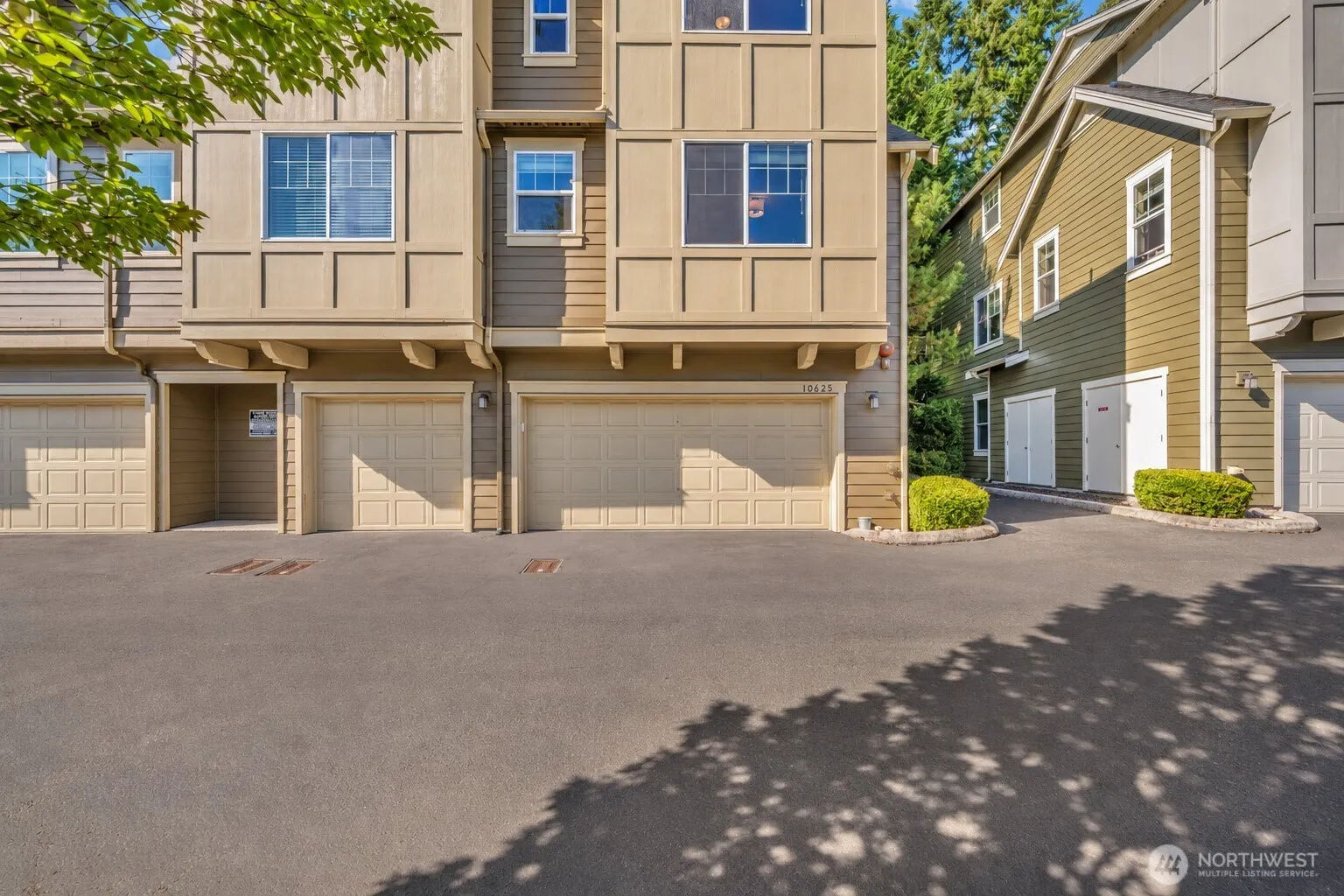 10625 Ross Road #3, Bothell, WA 98011